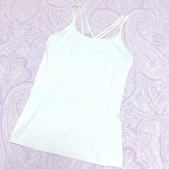 Lululemon Free to Be Tank